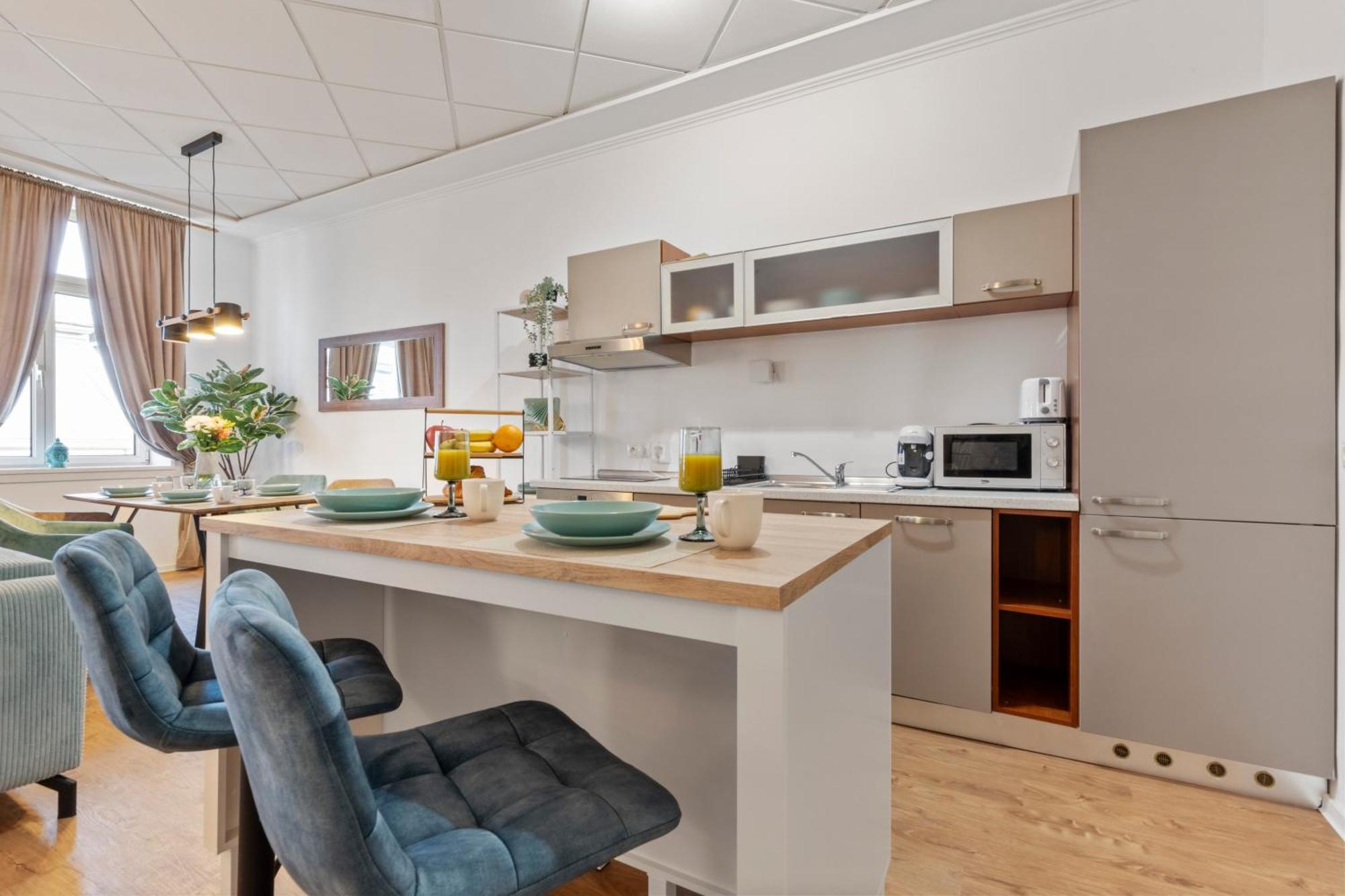Luxe Living At Old Town Center Lägenhet Bratislava Exteriör bild